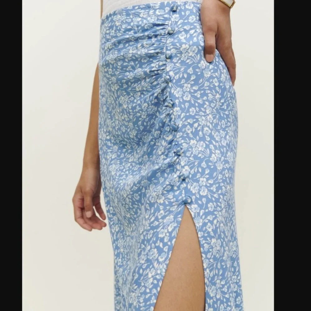 Reformation Skirt - Picture 4 of 8